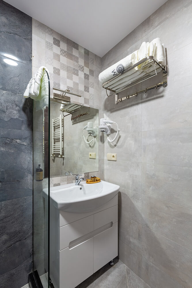 Standard_Double_Room_5