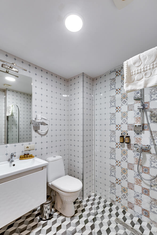 mukrantubani_2_int_00052