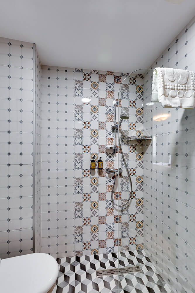 mukrantubani_2_int_00054