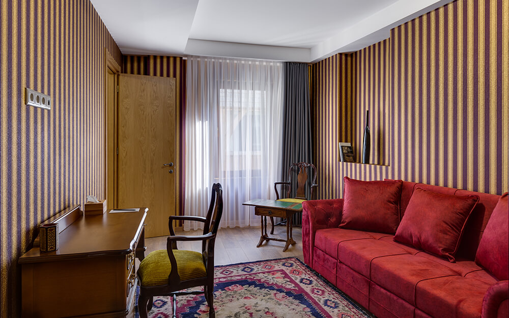 mukrantubani_2_int_00019