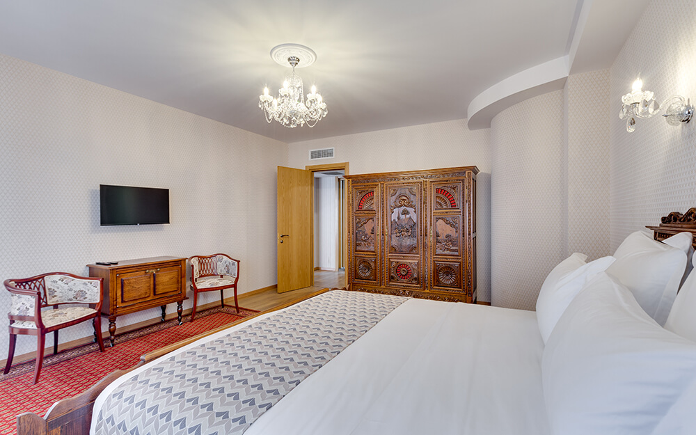 mukrantubani_2_int_00030