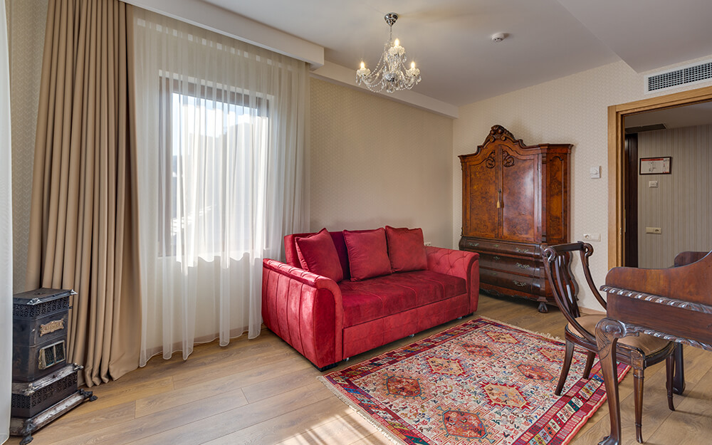 mukrantubani_2_int_00034