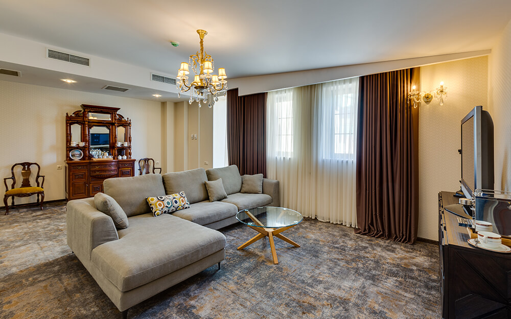 mukrantubani_2_int_00038