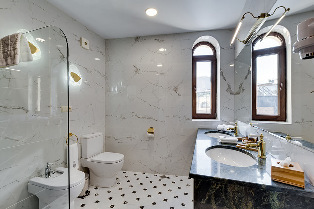 mukrantubani_2_int_00045