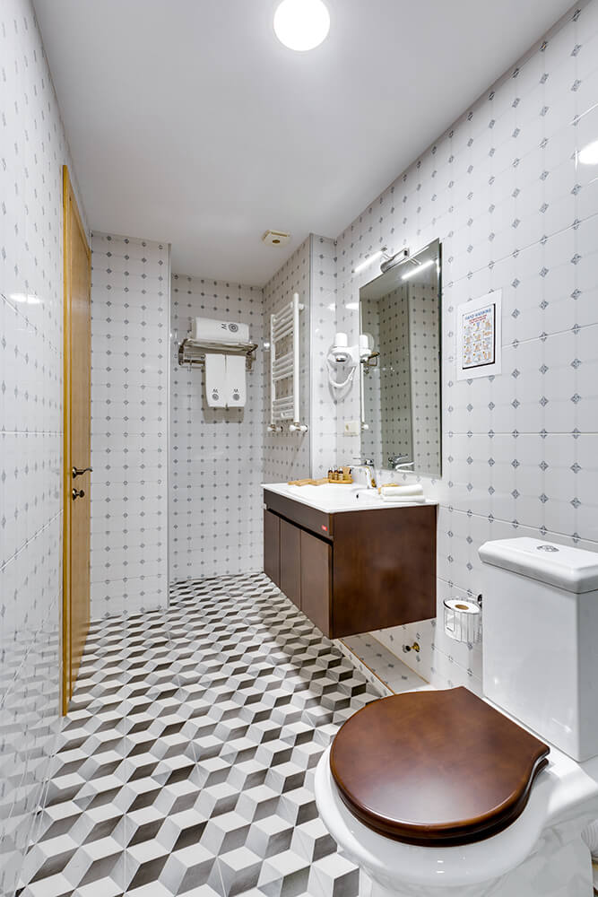 mukrantubani_2_int_00070