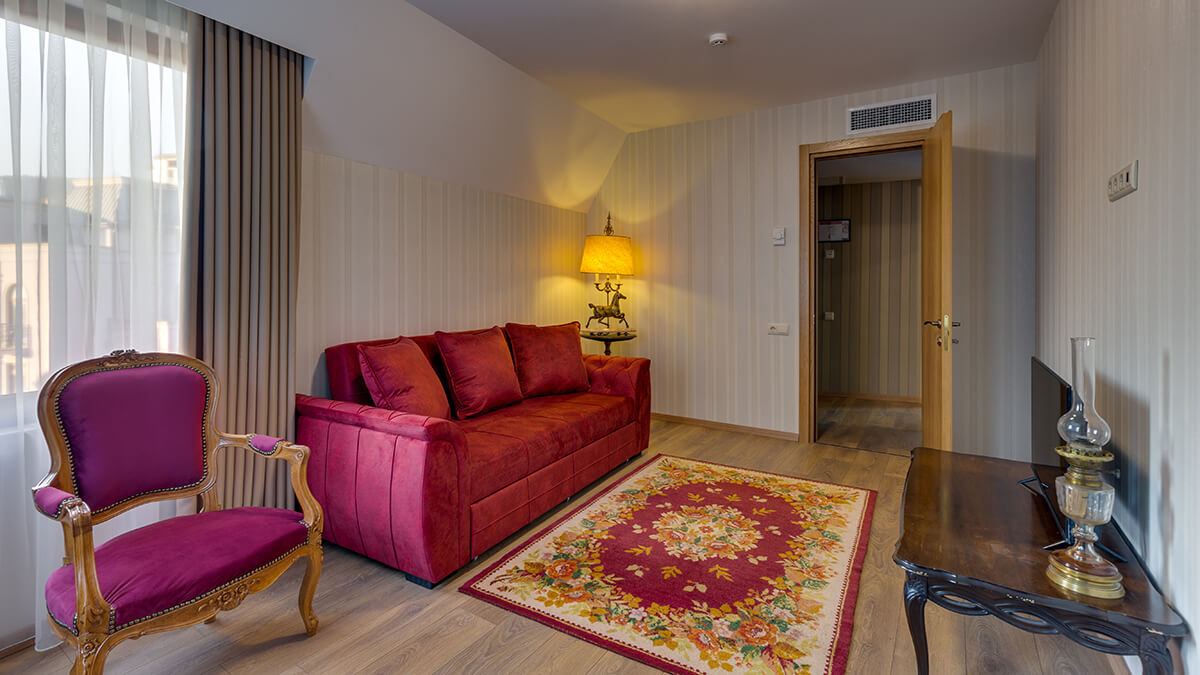 mukrantubani_2_int_00002