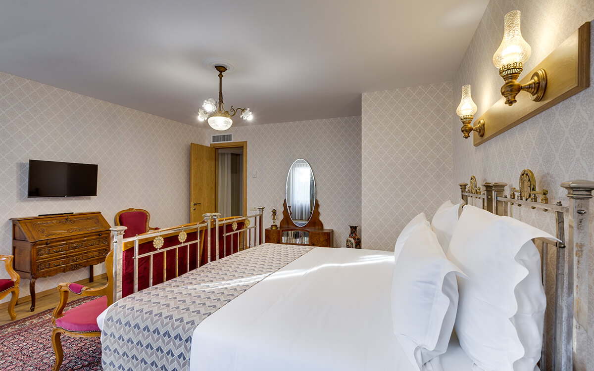 mukrantubani_2_int_00008