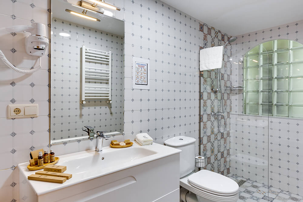 mukrantubani_2_int_00017